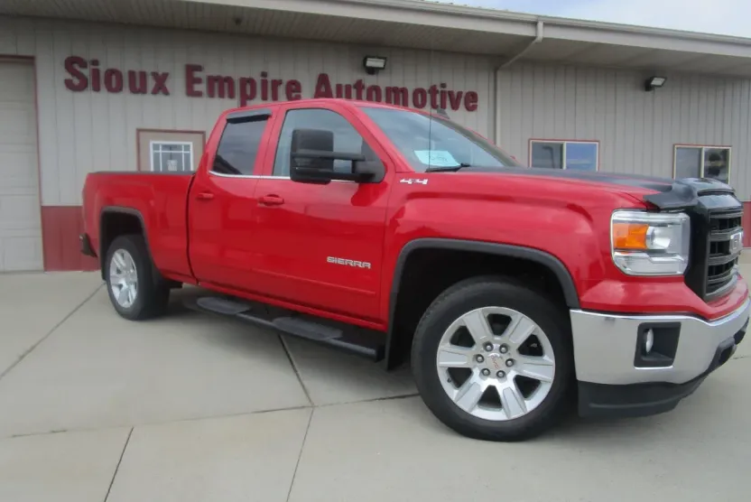 2015 Gmc Sierra 1500 SLE photo 1