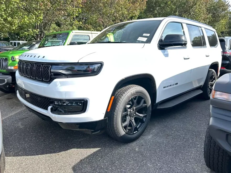 2025 Jeep Wagoneer Series II photo 1