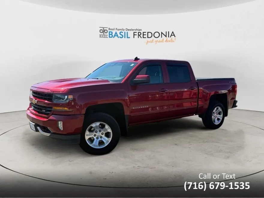 2018 Chevrolet Silverado 1500 LT photo 1