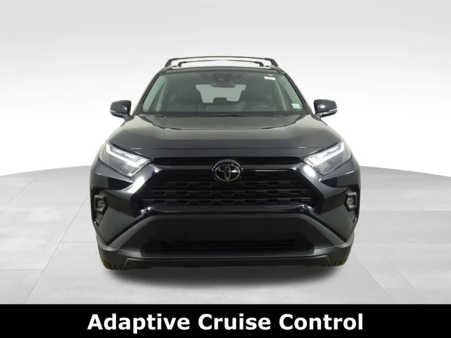 2024 Toyota RAV4 XLE Premium photo 1