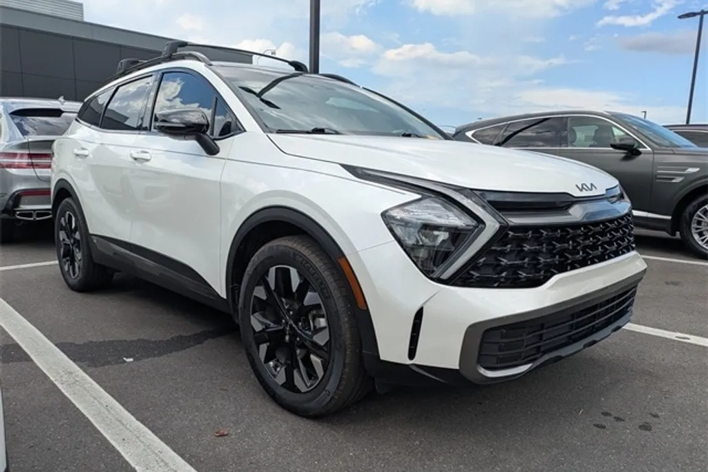 2023 Kia Sportage Plug-In Hybrid X-Line photo 1