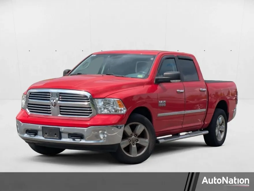 2014 Ram 1500 SLT photo 1