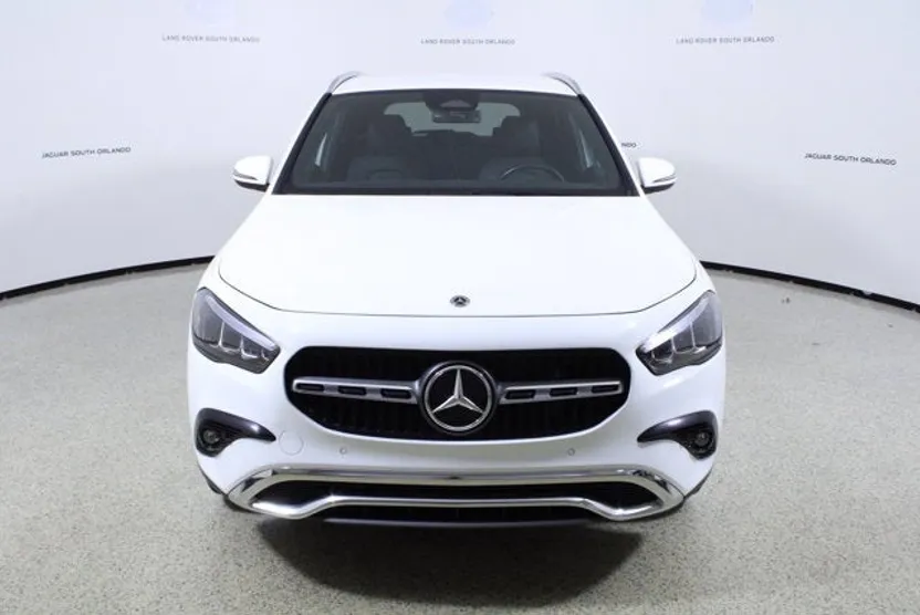 2024 Mercedes Benz GLA 250 photo 1