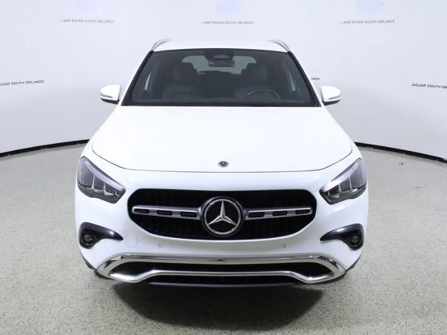 2024 Mercedes Benz GLA 250 photo 1