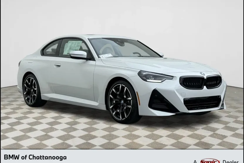 2025 Bmw 230i photo 1