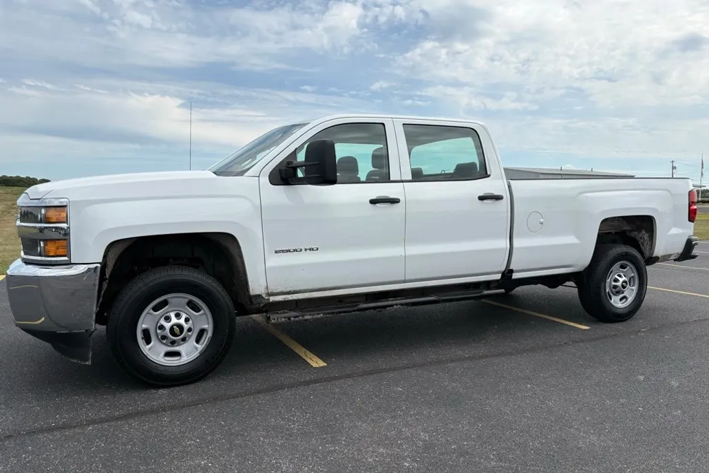 2017 Chevrolet Silverado 2500HD Work Truck photo 1