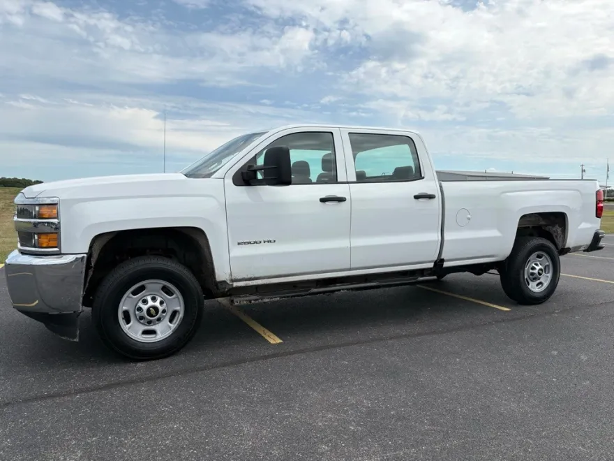 2017 Chevrolet Silverado 2500HD Work Truck photo 1