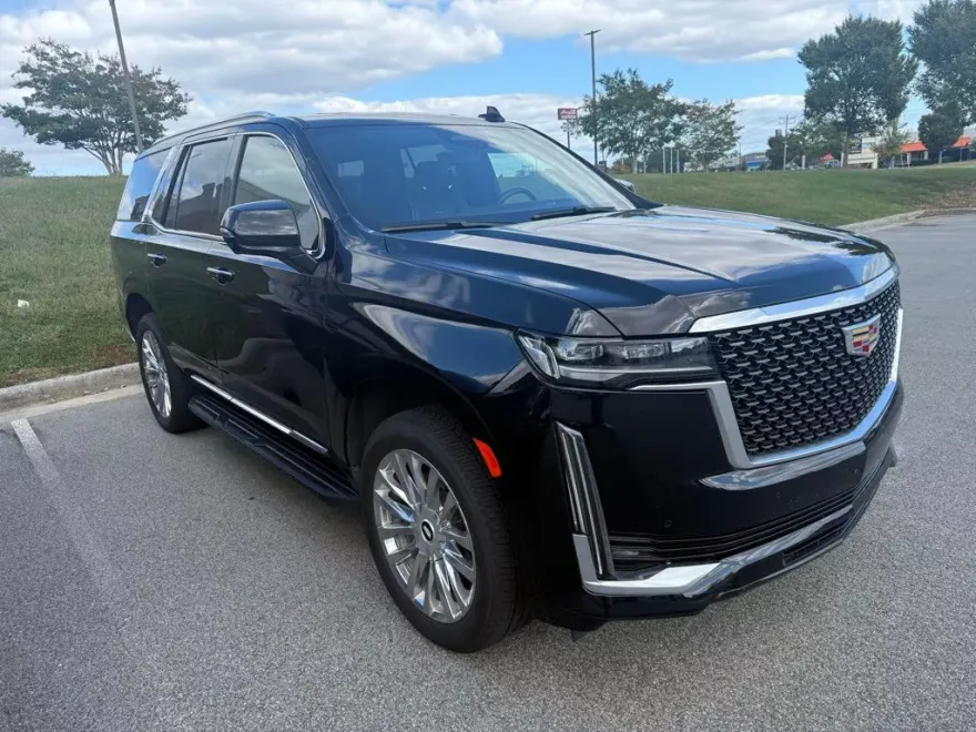 2023 Cadillac Escalade Premium Luxury photo 1