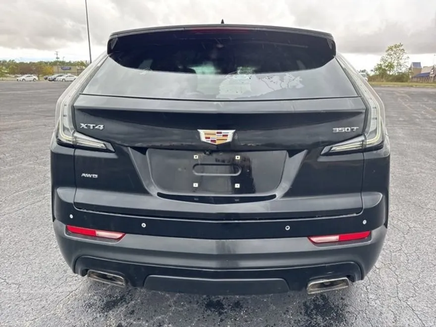 2020 Cadillac XT4 Sport photo 1