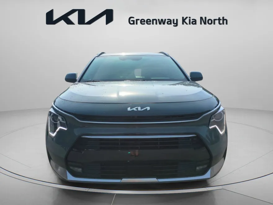 2025 Kia Niro EX Touring photo 1