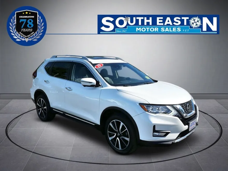 2019 Nissan Rogue SL photo 1
