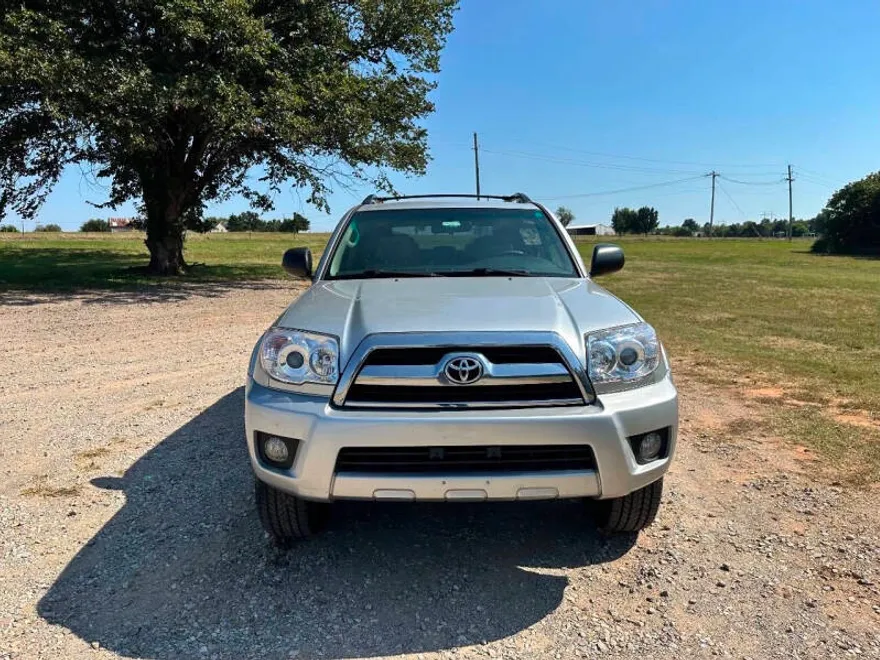 2007 Toyota 4Runner SR5 photo 1