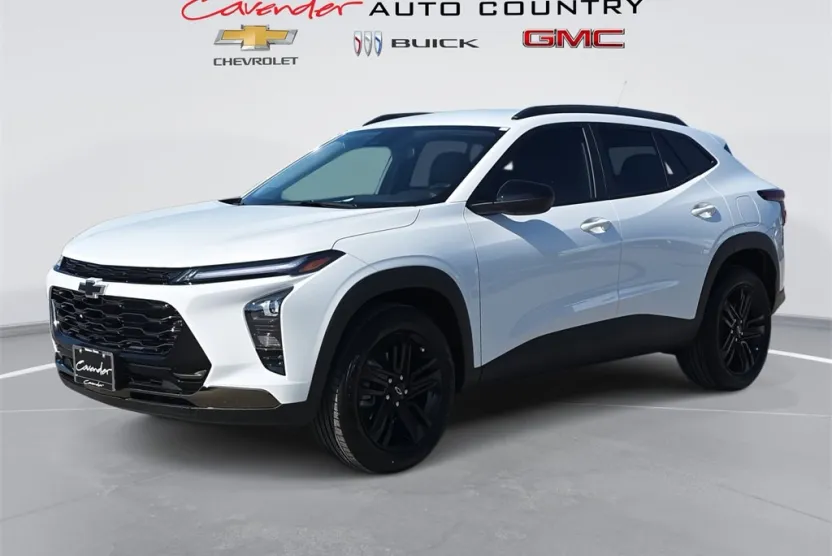 2025 Chevrolet Trax ACTIV photo 1