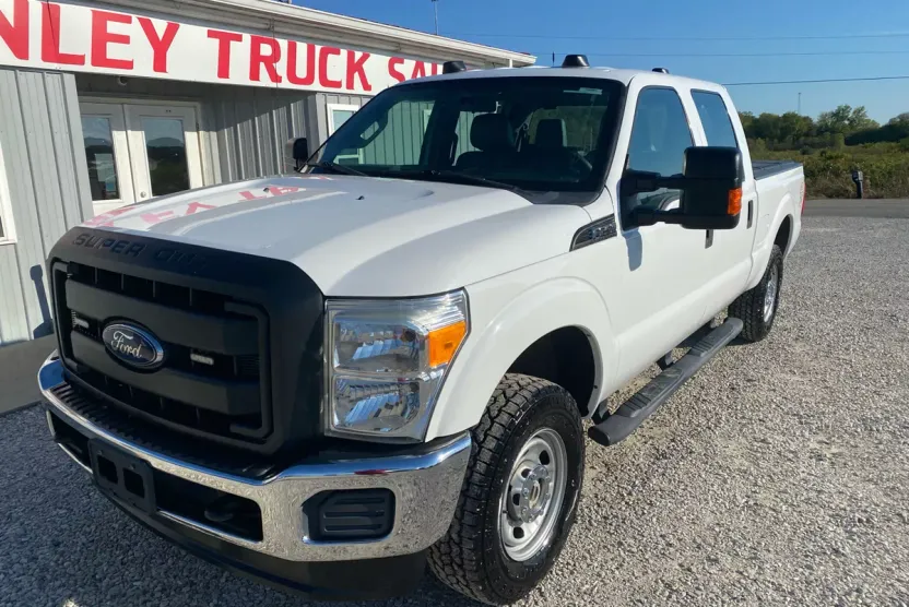 2015 Ford F-250 XL photo 1