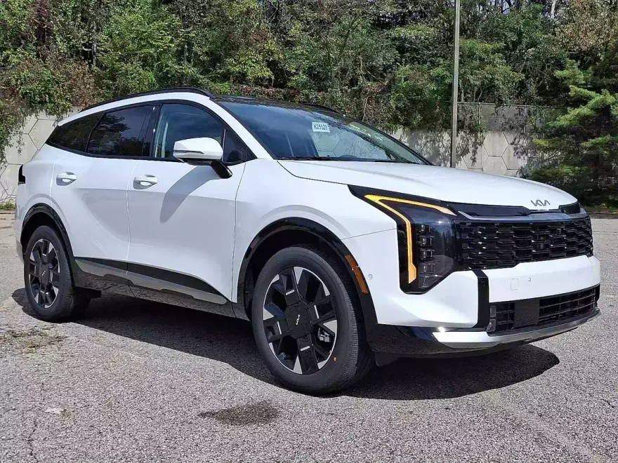 2026 Kia Sportage Hybrid photo 1