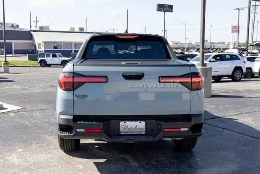 2022 Hyundai Santa Cruz SEL photo 1