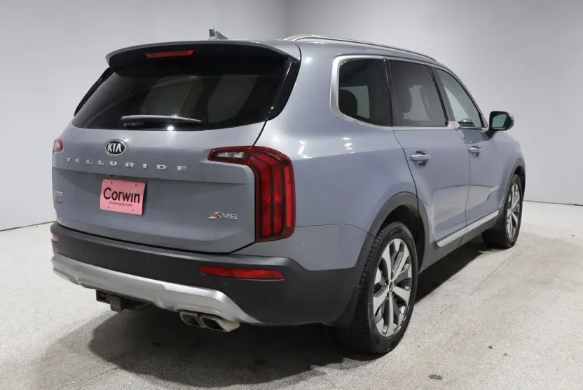 2020 Kia Telluride S photo 1