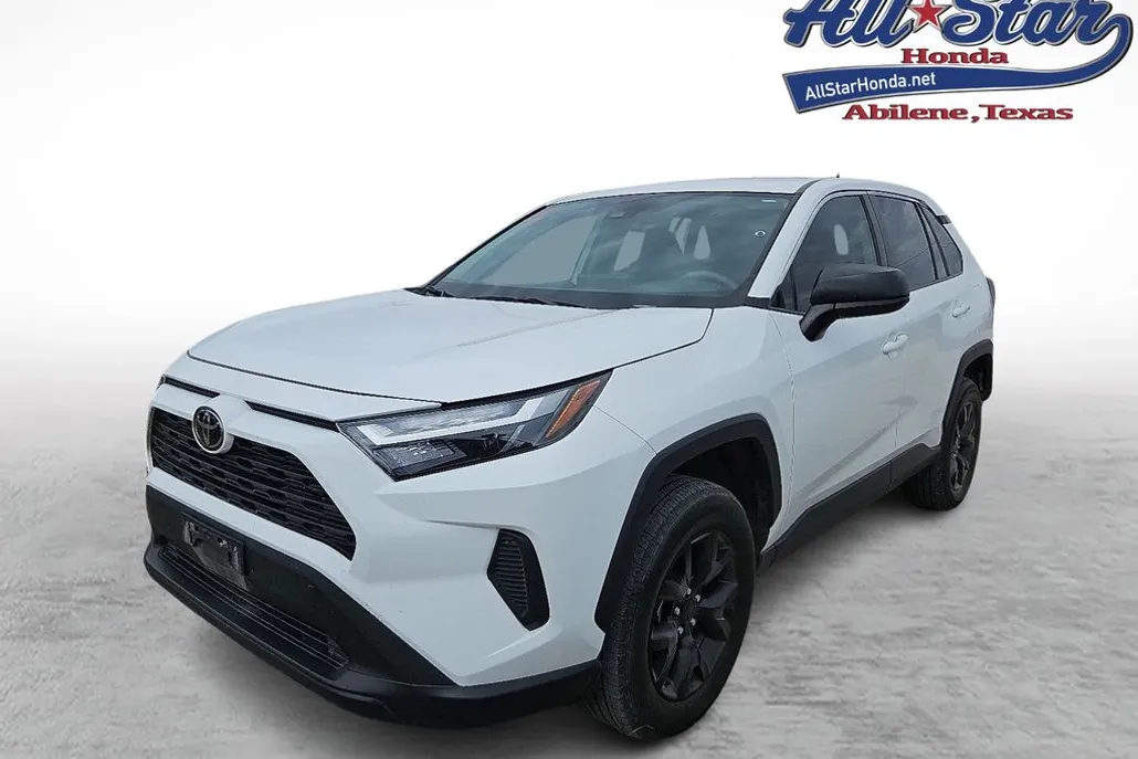 2023 Toyota RAV4 LE photo 1