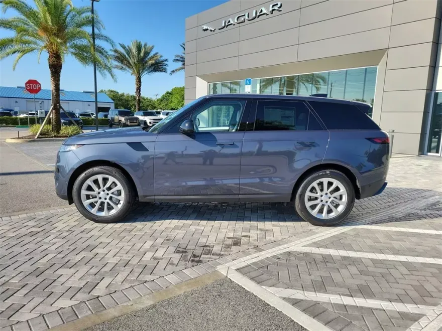 2025 Land Rover Range Rover Sport P360 S photo 1