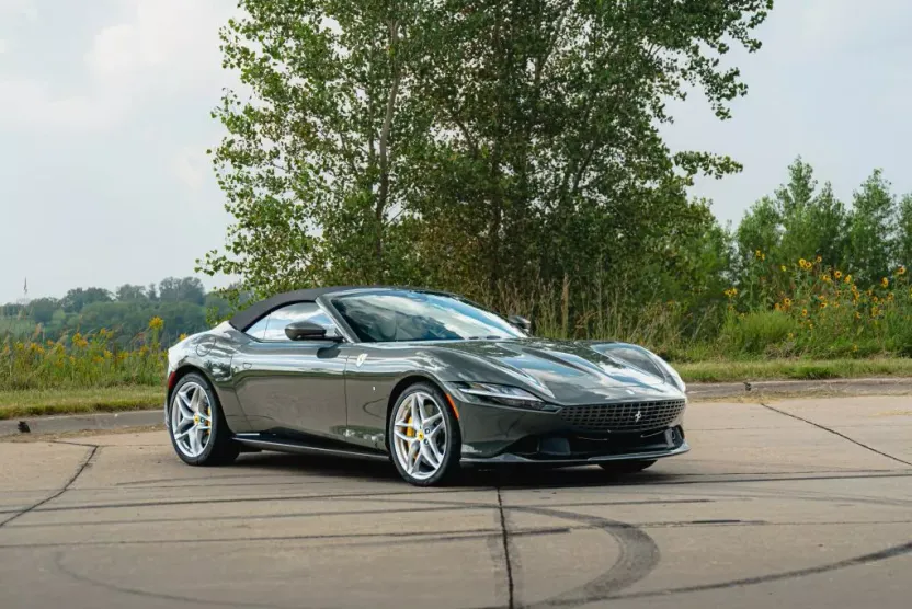 2025 Ferrari Roma Spider photo 1