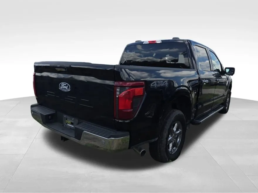 2024 Ford F-150 XLT photo 1