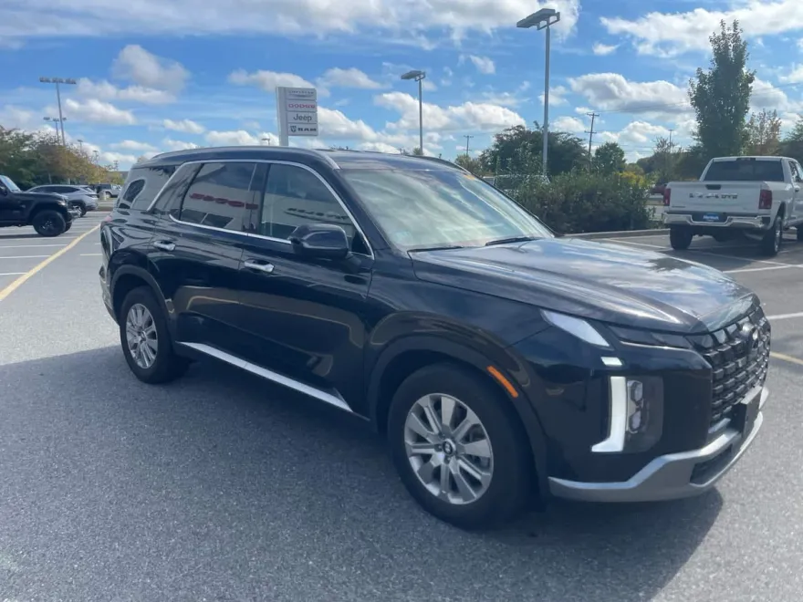 2024 Hyundai Palisade SEL photo 1
