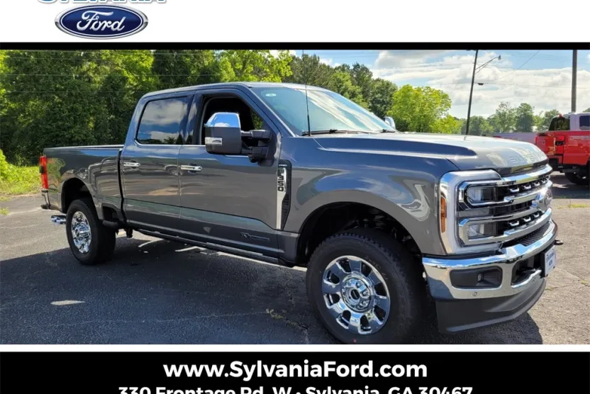 2025 Ford F-350 Lariat photo 1