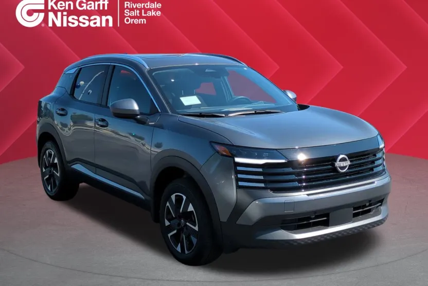 2025 Nissan Kicks SV photo 1