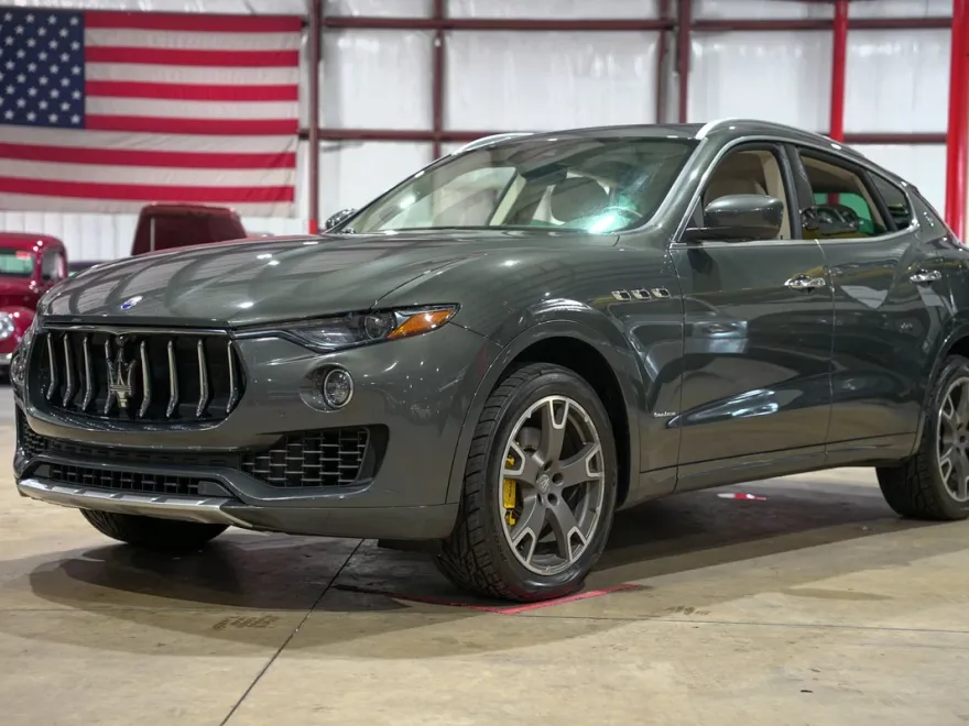 2018 Maserati Levante photo 1