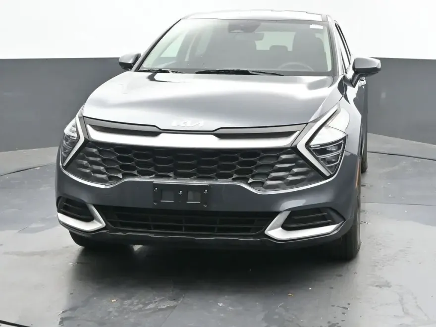 2024 Kia Sportage LX photo 1