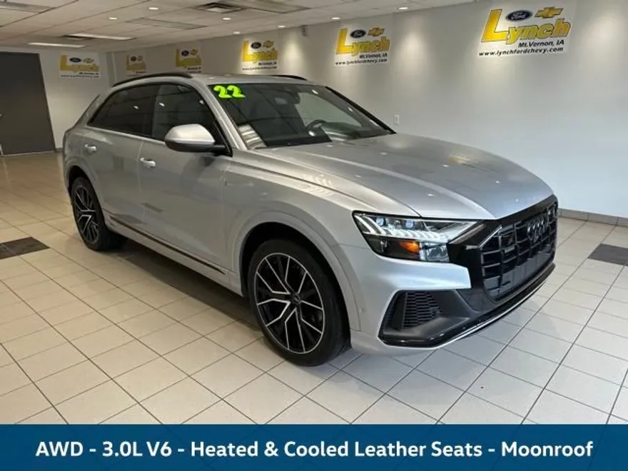 2022 Audi Q8 55 Premium Plus photo 1
