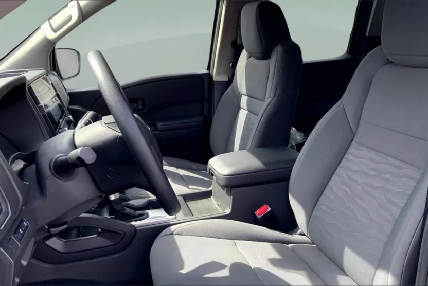 2025 Nissan Frontier S photo 1