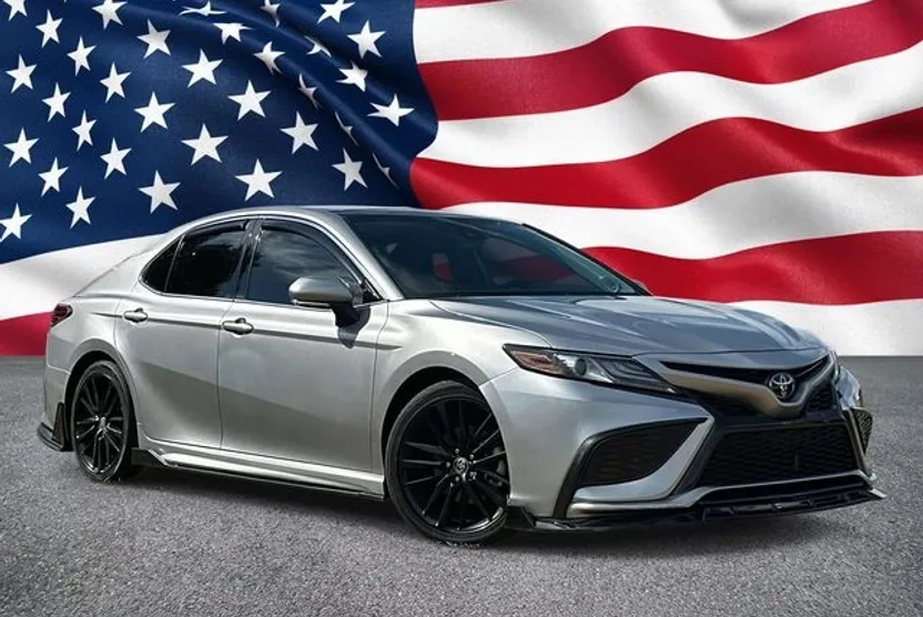 2023 Toyota Camry XSE photo 1