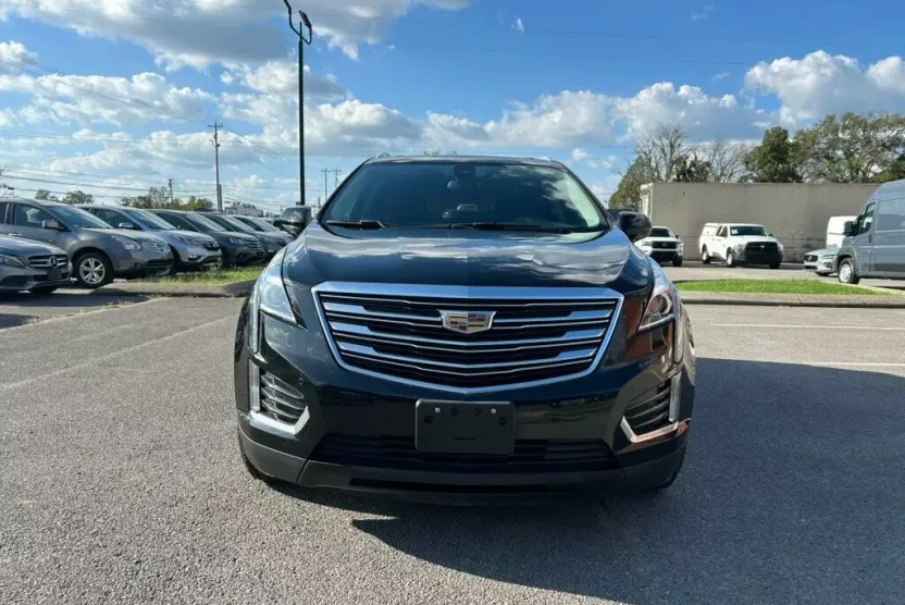 2017 Cadillac XT5 Luxury photo 1