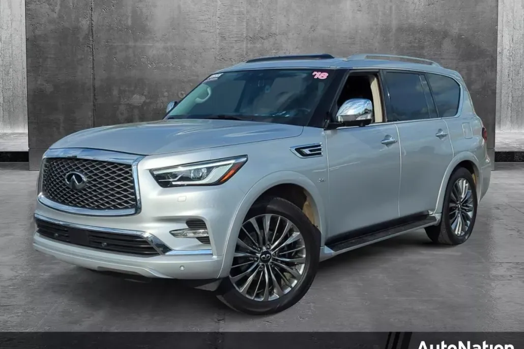 2018 Infiniti QX80 photo 1