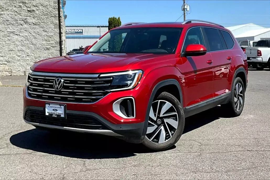 2024 Volkswagen Atlas V6 SE Technology photo 1