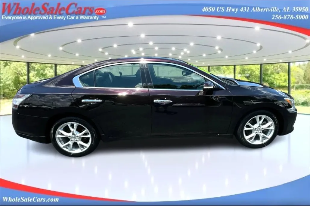 2012 Nissan Maxima SV photo 1