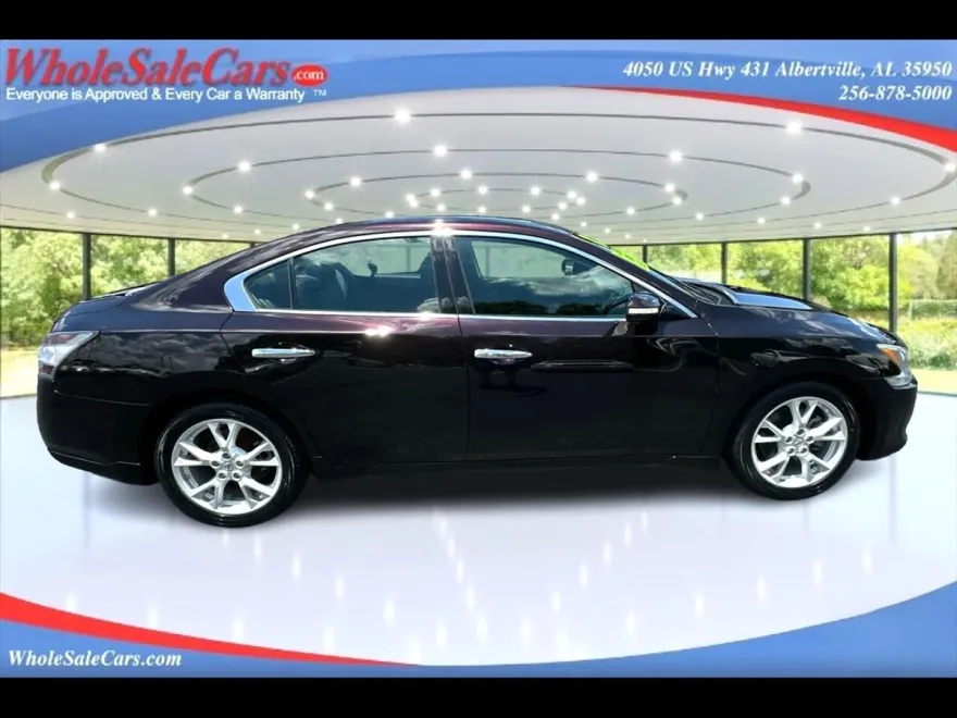 2012 Nissan Maxima SV photo 1