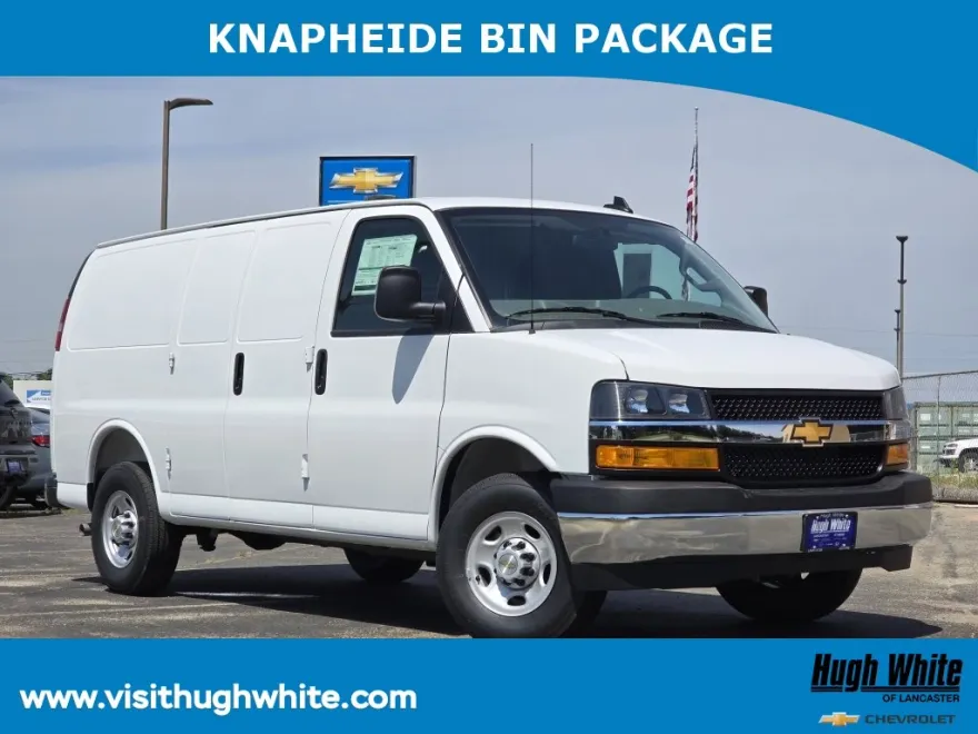 2025 Chevrolet Express Cargo Van photo 1