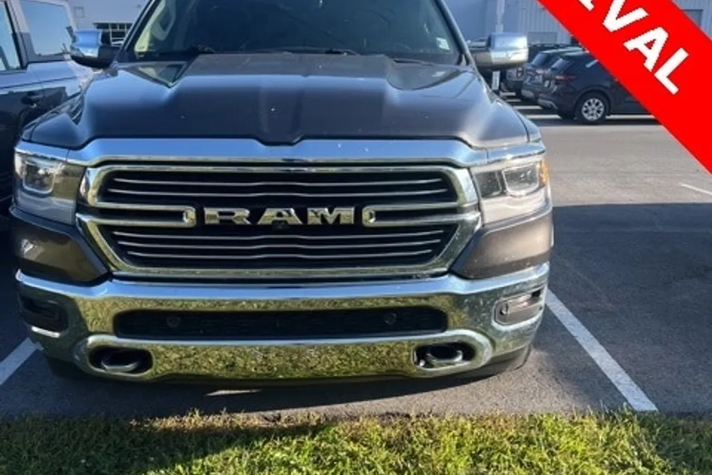 2019 Ram 1500 Laramie photo 1