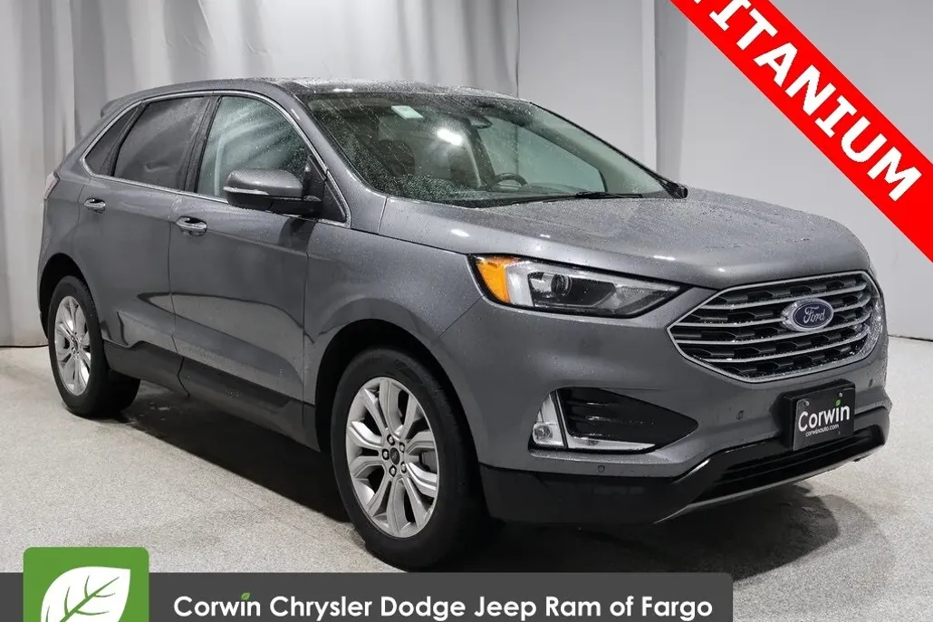2024 Ford Edge Titanium photo 1