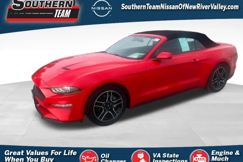 2022 Ford Mustang EcoBoost Premium photo 1