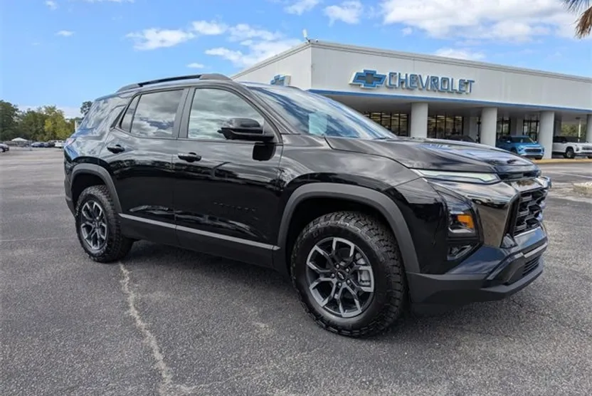 2026 Chevrolet Equinox ACTIV photo 1