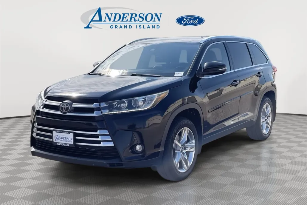2019 Toyota Highlander Limited photo 1