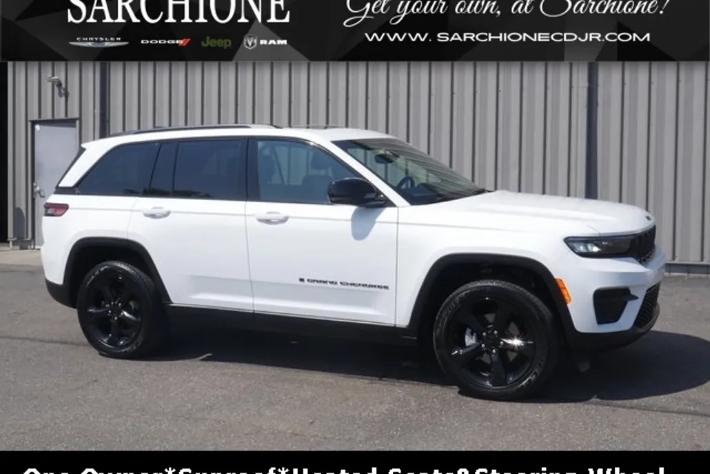 2023 Jeep Grand Cherokee Altitude photo 1