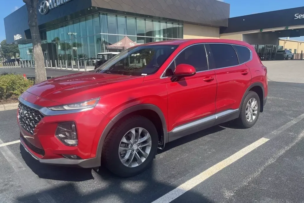 2020 Hyundai Santa Fe SEL photo 1
