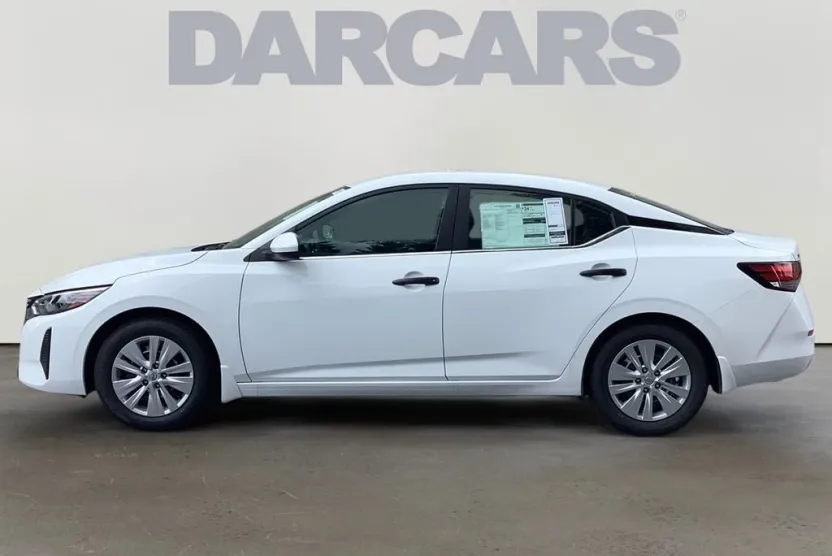 2025 Nissan Sentra S photo 1