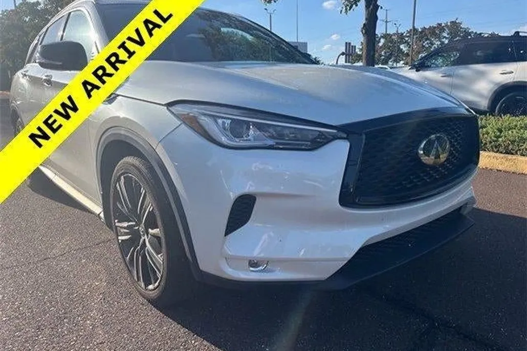 2022 Infiniti QX50 Luxe AWD photo 1