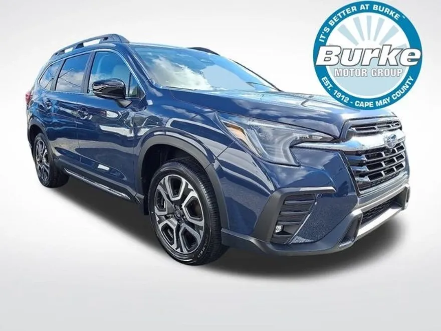 2025 Subaru Ascent Limited photo 1
