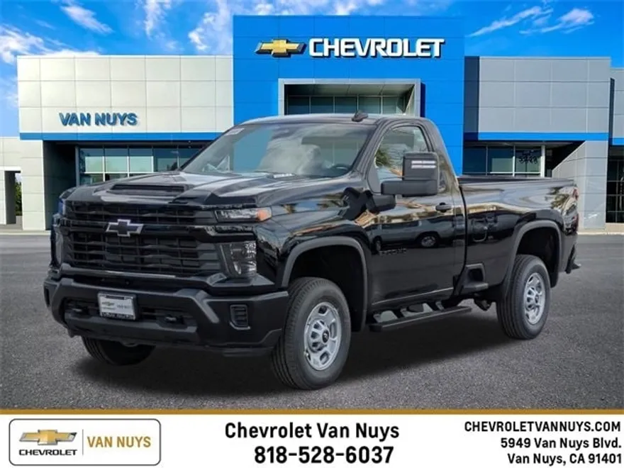 2025 Chevrolet Silverado 2500HD photo 1
